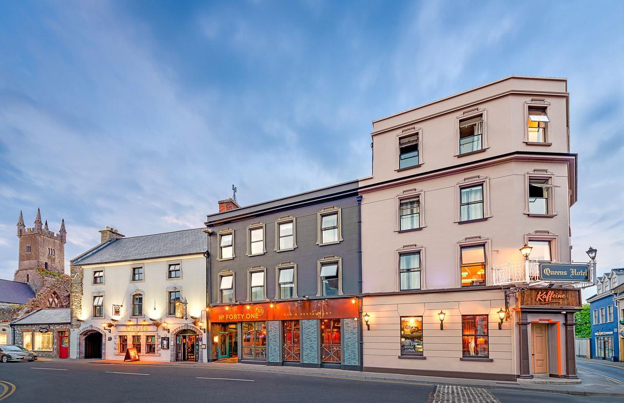 Queens Hotel Ennis Exterior photo